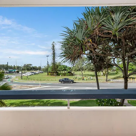 Hi Ho Beach Apartments On Broadbeach Gold Coast Exterior photo