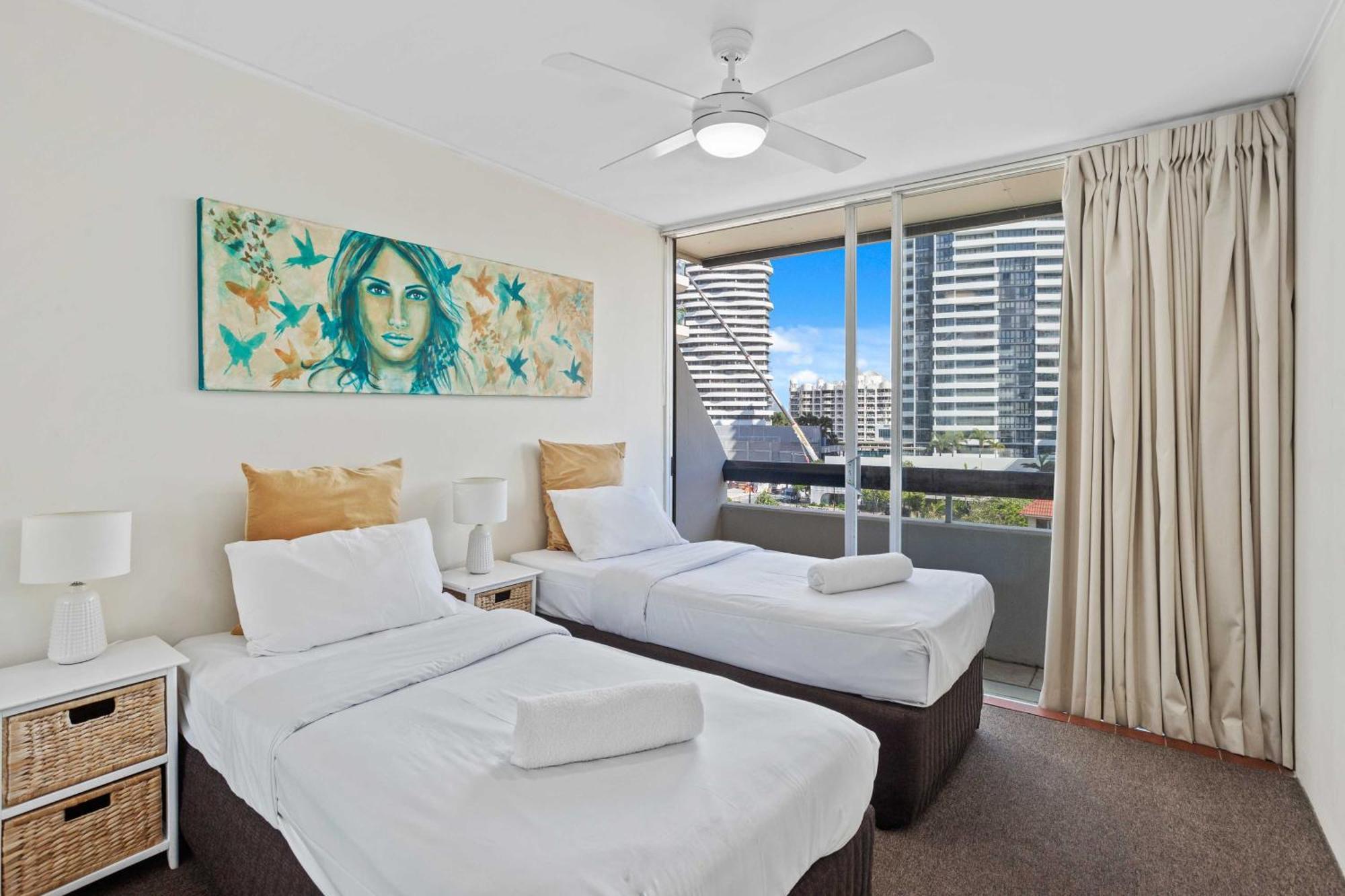 Hi Ho On Broadbeach 3*
