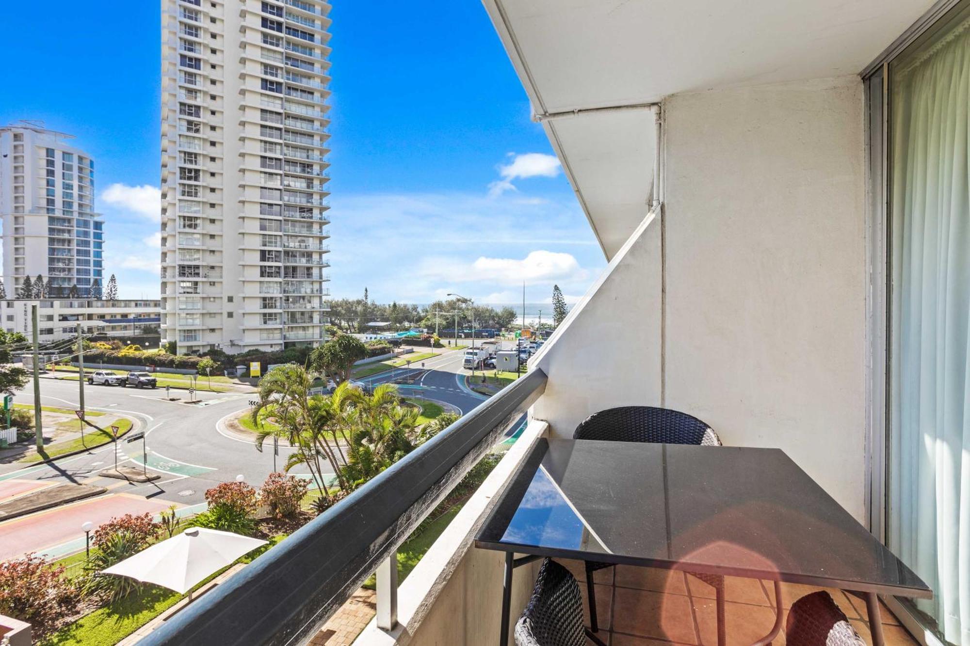 Hi Ho On Broadbeach Aparthotel Gold Coast